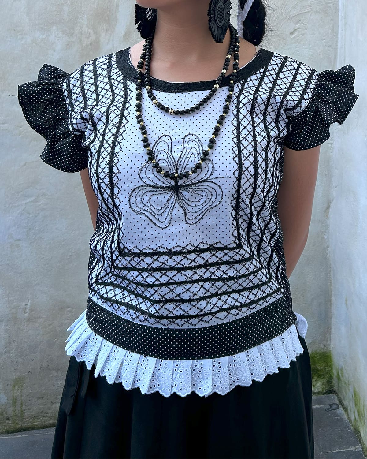 Huipil tradicional con Polka Dots